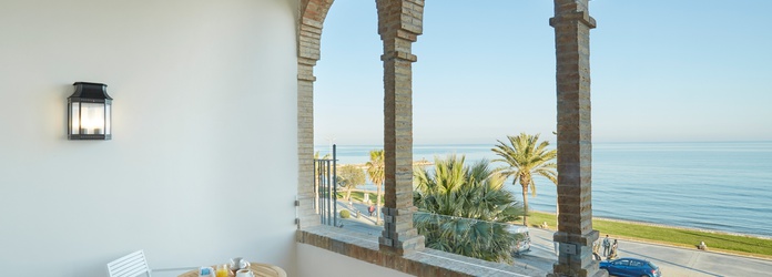 Central sea view room Hotel Casa Vilella Sitges